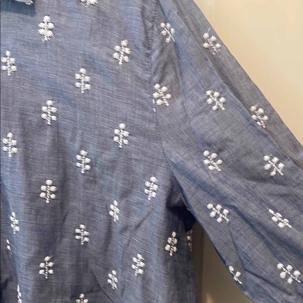 NWT LOFT “the softened” Blue Floral Embroidered Shirt - Picture 9 of 11